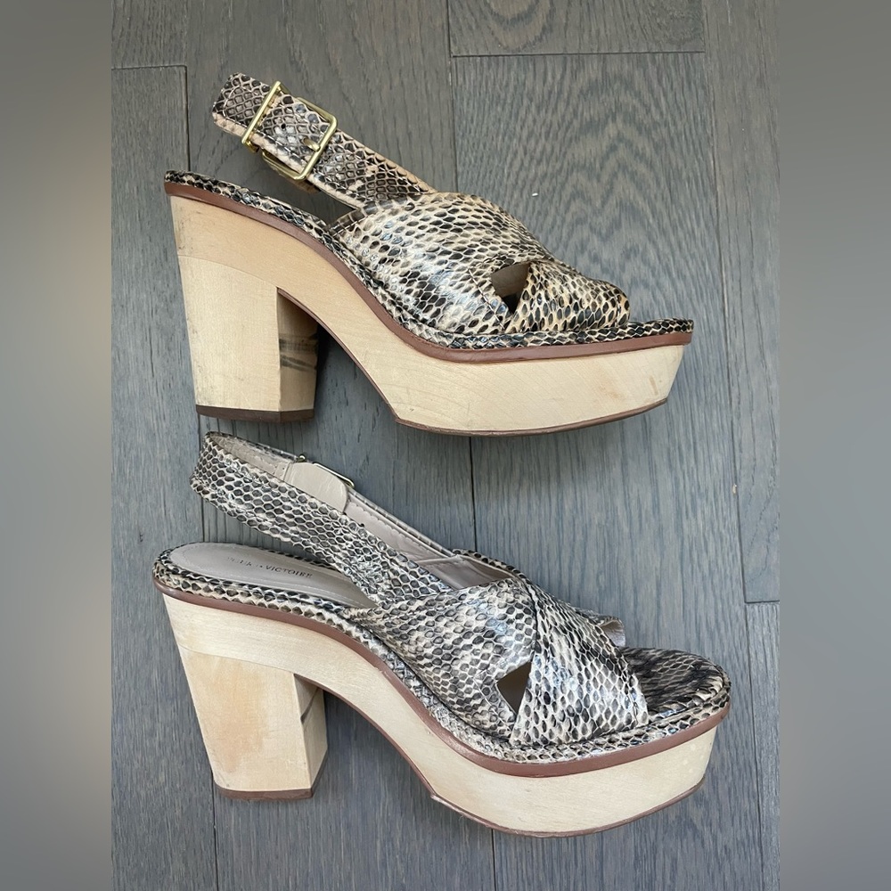Pour La Victoire Lesther Python Print Platform Sa… - image 3